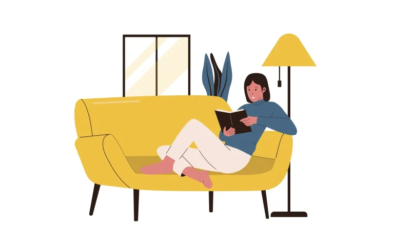 Ilustración de una mujer leyendo un libro en un sofá amarillo, representando la comodidad y la limpieza de sofás a domicilio en Guadalix de la Sierra ofrecida por Aladinos.